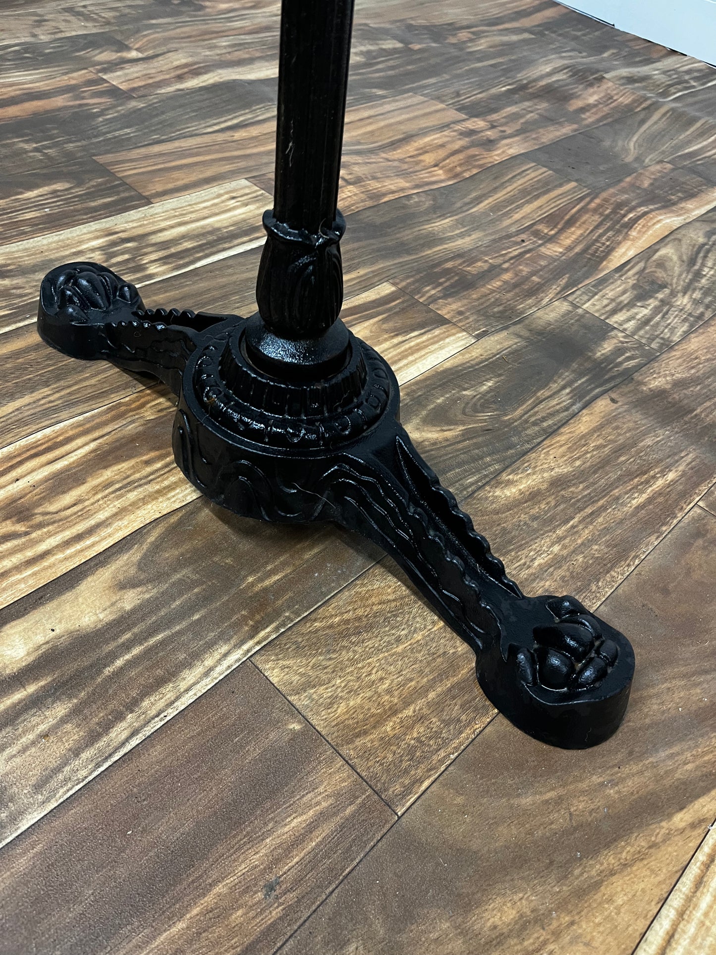 BLACK CAST IRON TWO-PRONG CAFE TABLE BASE