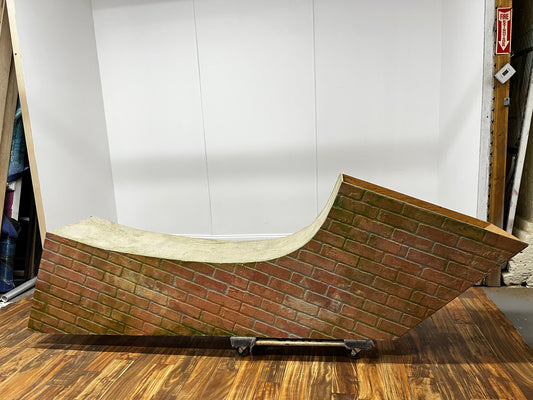 SCENIC BRICK STANDING ARCH