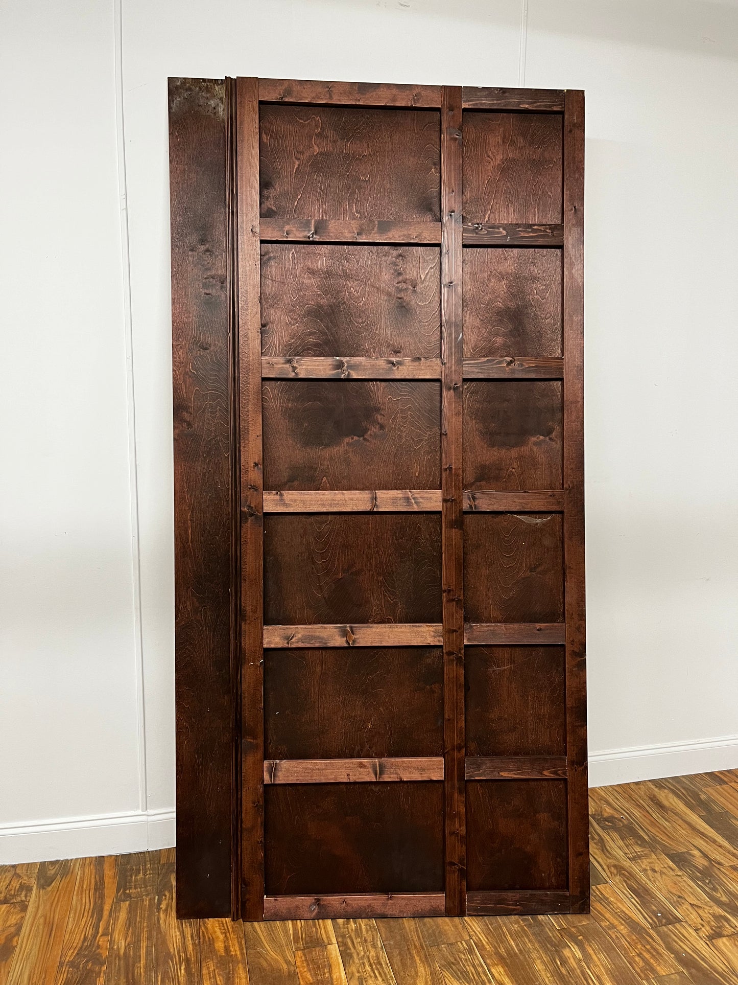 DARK WOOD WALL PANEL