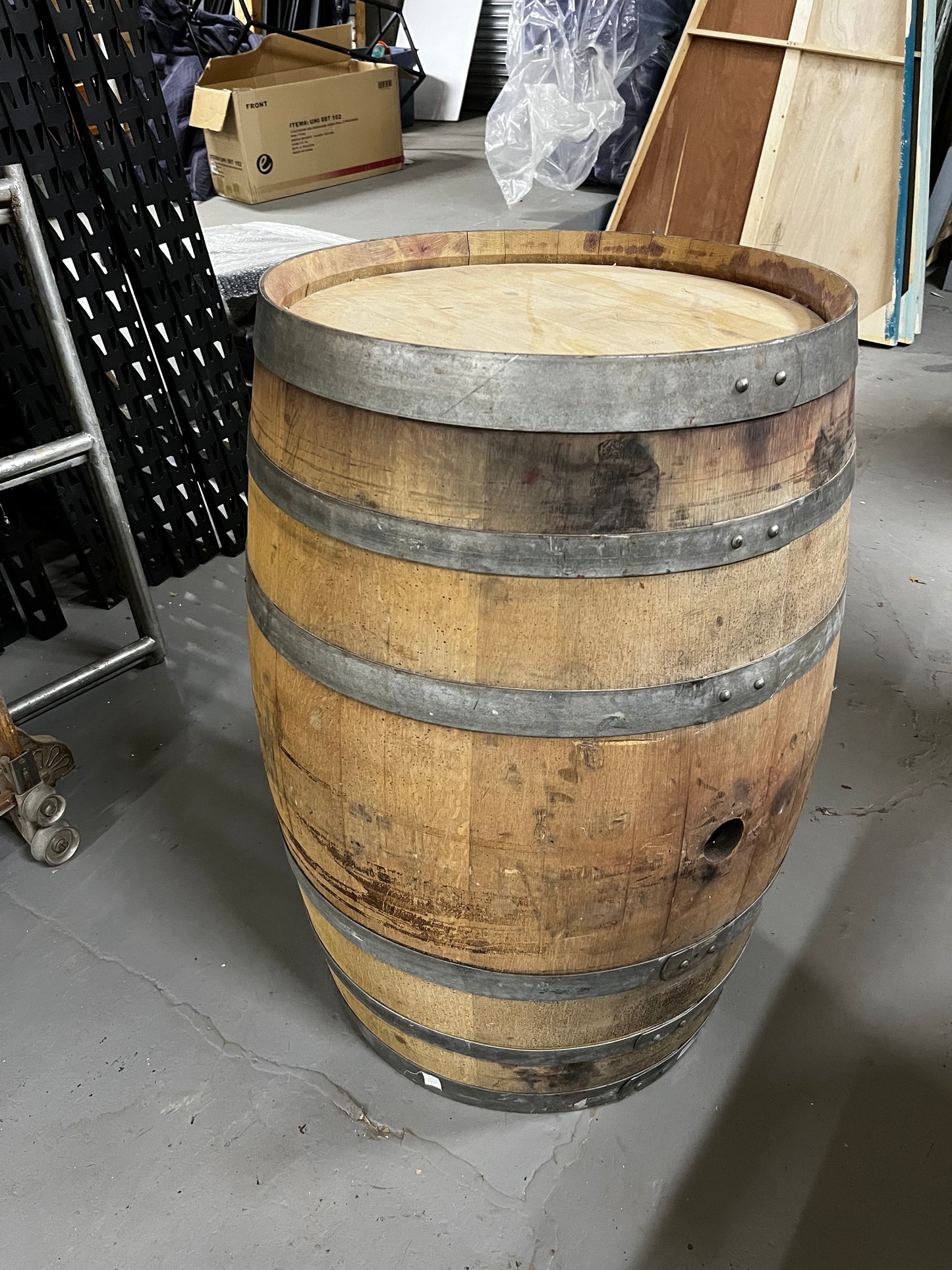 CLASSIC WOODEN BARRELS
