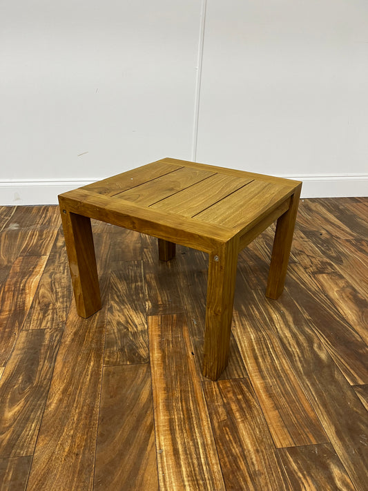 WOOD SLAT SIDE TABLE