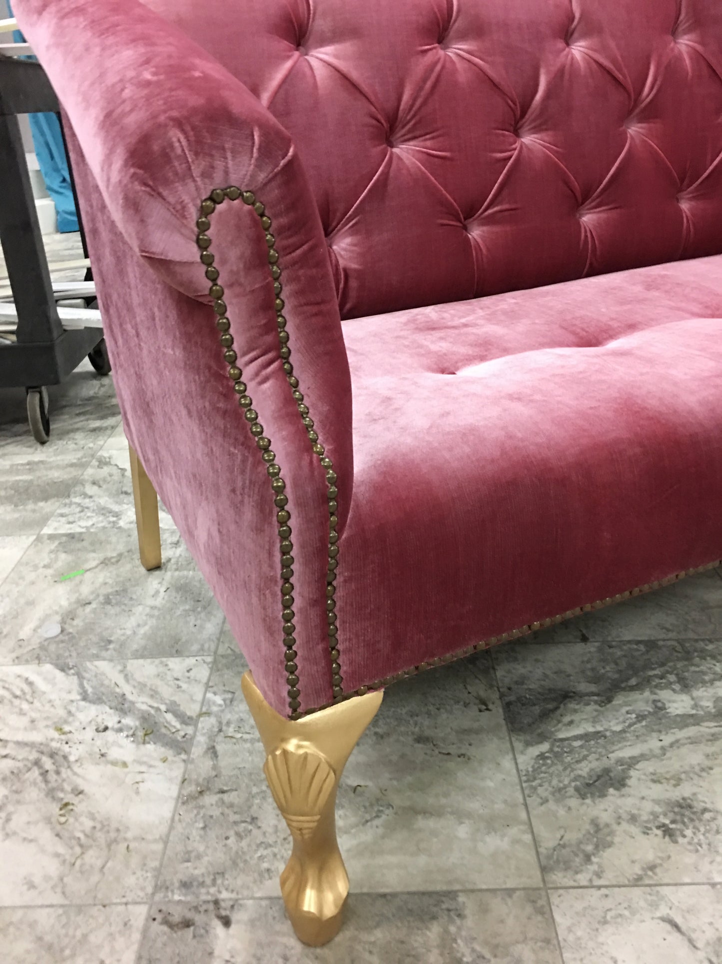 ROSE PINK VELOUR VELVET TUFTED SOFA