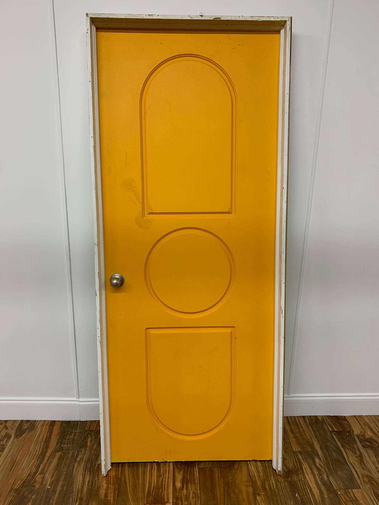ORANGE AND GREEN DOUBLE SIDED DOOR