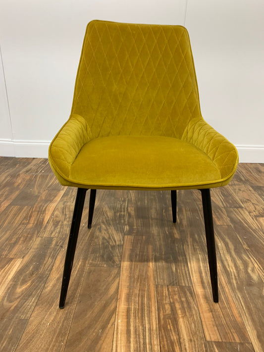 YELLOW VELVET DINING CHAIR