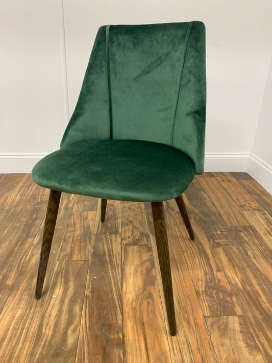 GREEN VELVET DINING CHAIR