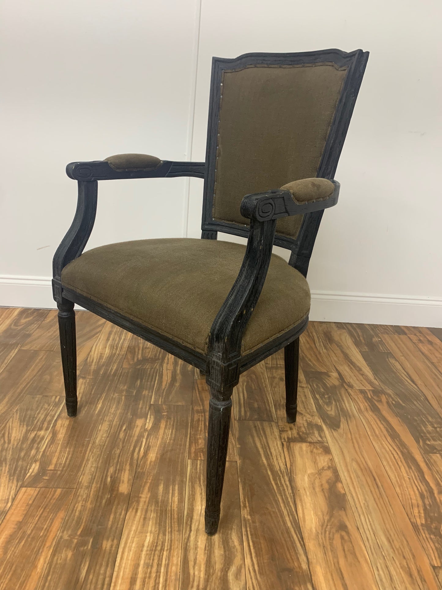 DARK WOOD & BROWN LINEN VICTORIAN STYLE ACCENT CHAIR