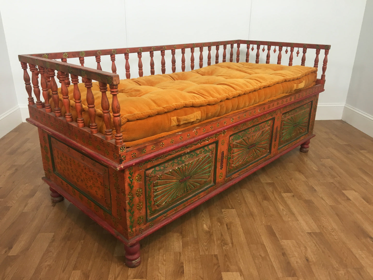 HAND PAINTED PERSIAN DAY BED