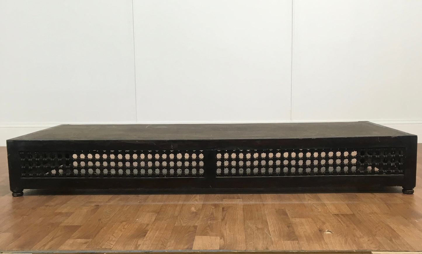 LOW DARK WOOD LATTICE CUT COFFEE TABLE
