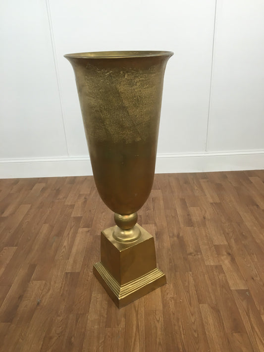 OVERSIZE GOLD PLANTER