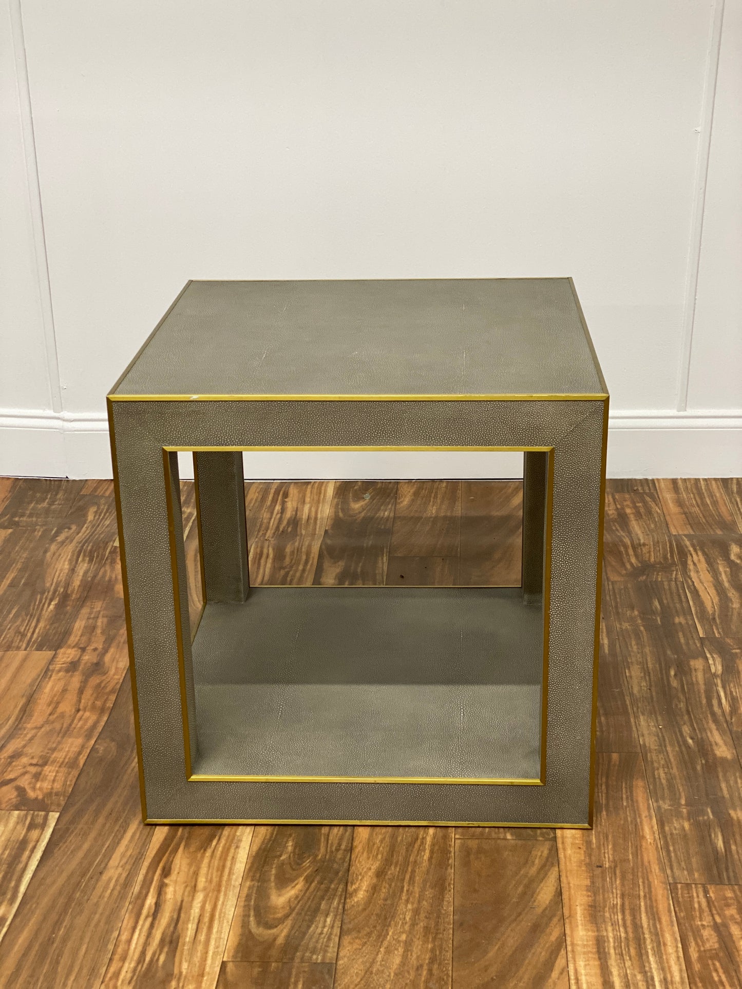 GRAY ALLIGATOR SKIN ACCENT TABLE WITH GOLD TRIM
