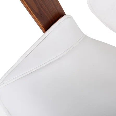 FLAT WHITE LEATHER OFFICE CHAIR
