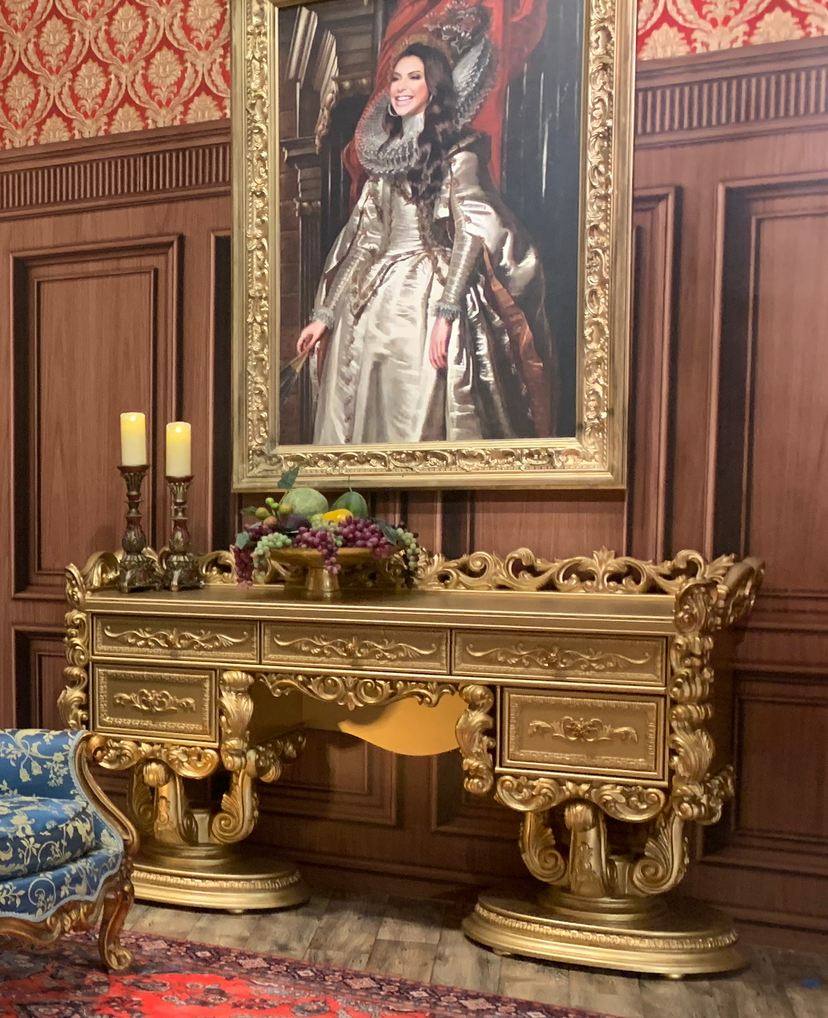 ORNATE GOLD LARGE VANITY BUFFET