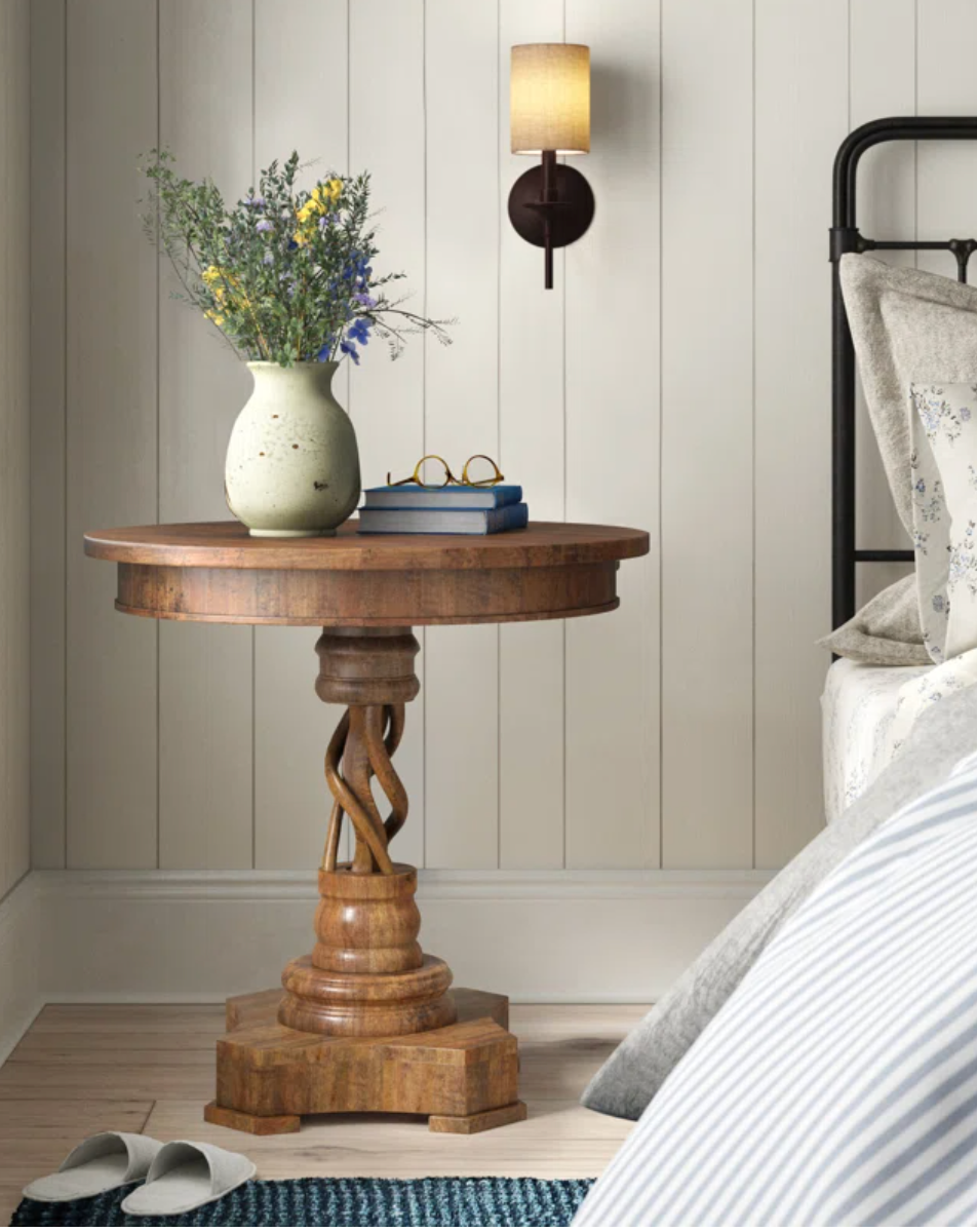 SOLID WOOD ROUND PEDESTAL END TABLE