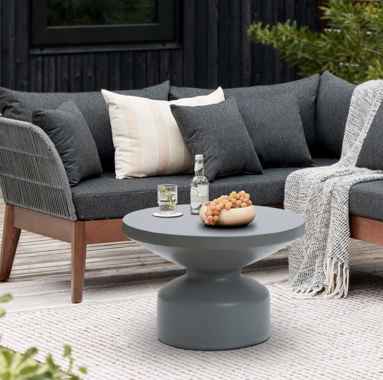 GREY MAGNESIUM OXIDE ROUND COFFEE TABLE