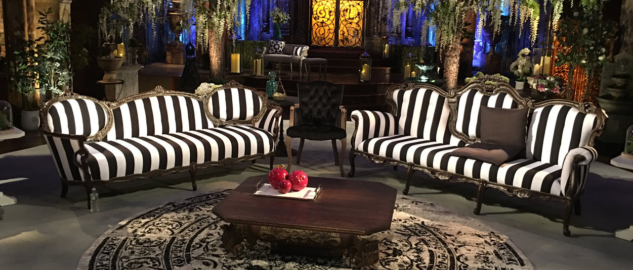 BLACK AND WHITE VINTAGE FRAME SOFAS