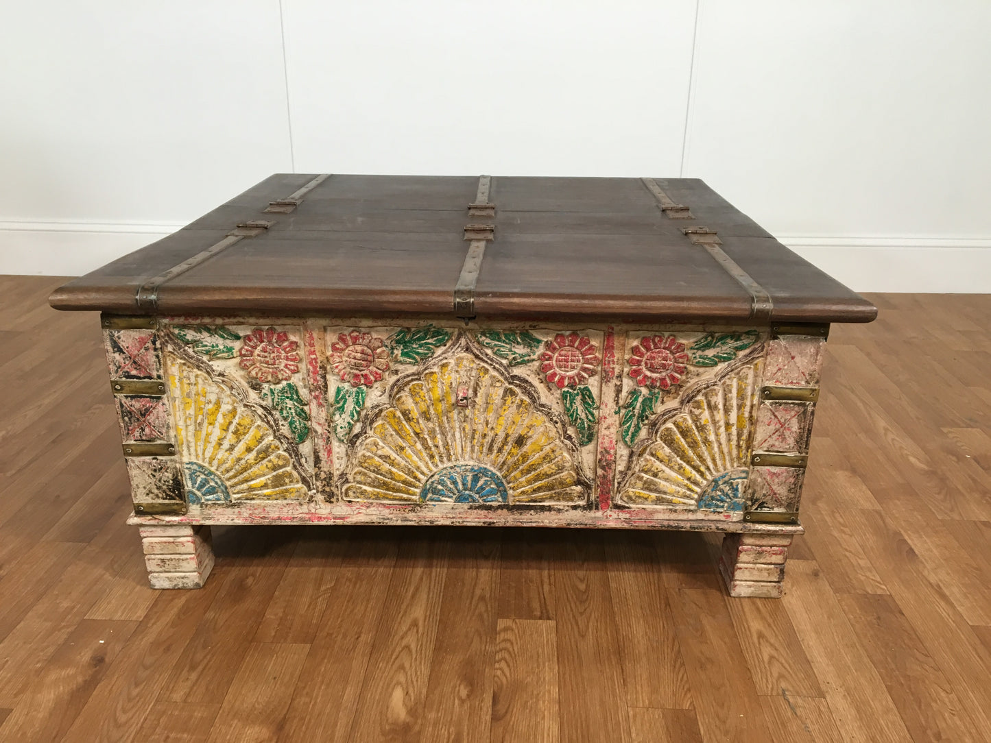 HAND PAINTED INDIAN COFFEE TABLE WITH STORAGE