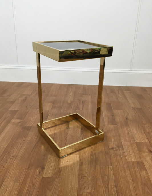 GLASS TOP GOLD METAL SQUARE ACCENT TABLE