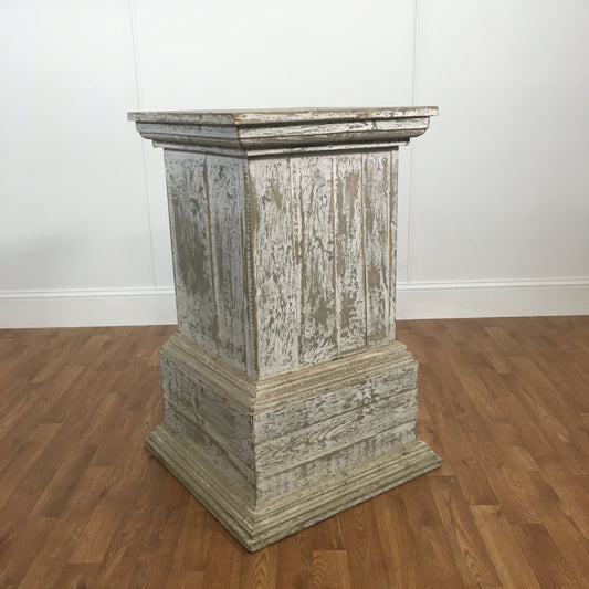 RUSTIC WOOD PEDESTAL