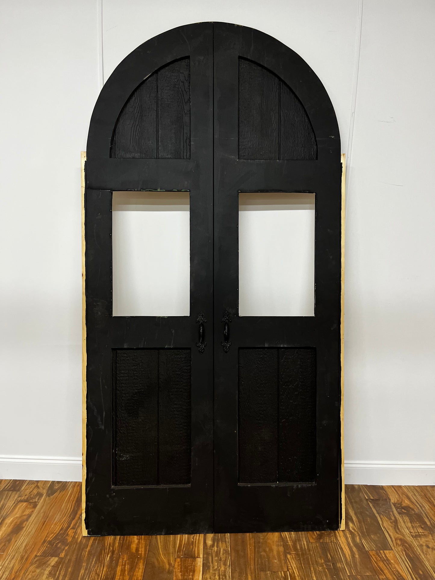 BLACK ARCHED DOUBLE DOORS WITH INLAY