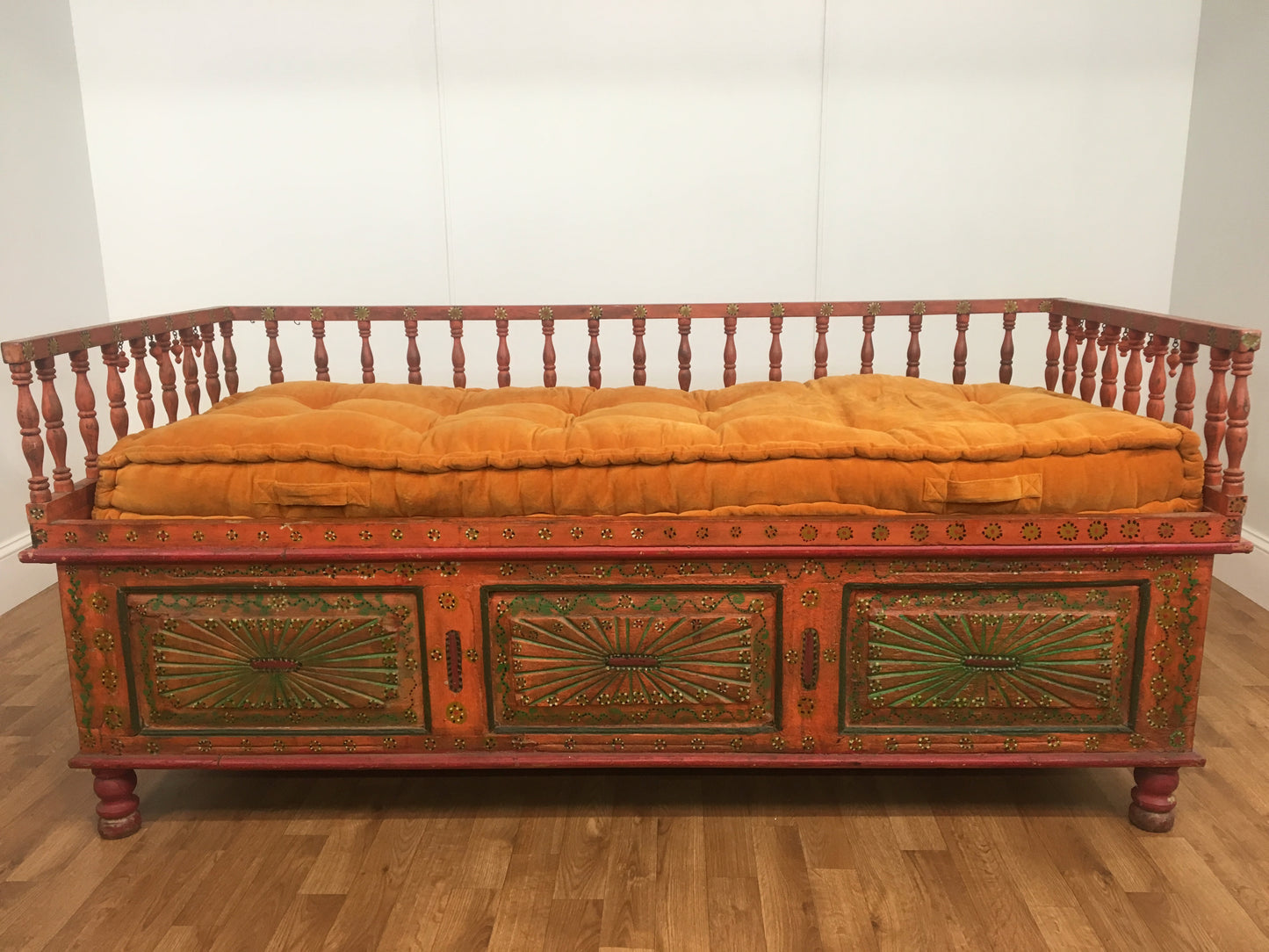 HAND PAINTED PERSIAN DAY BED