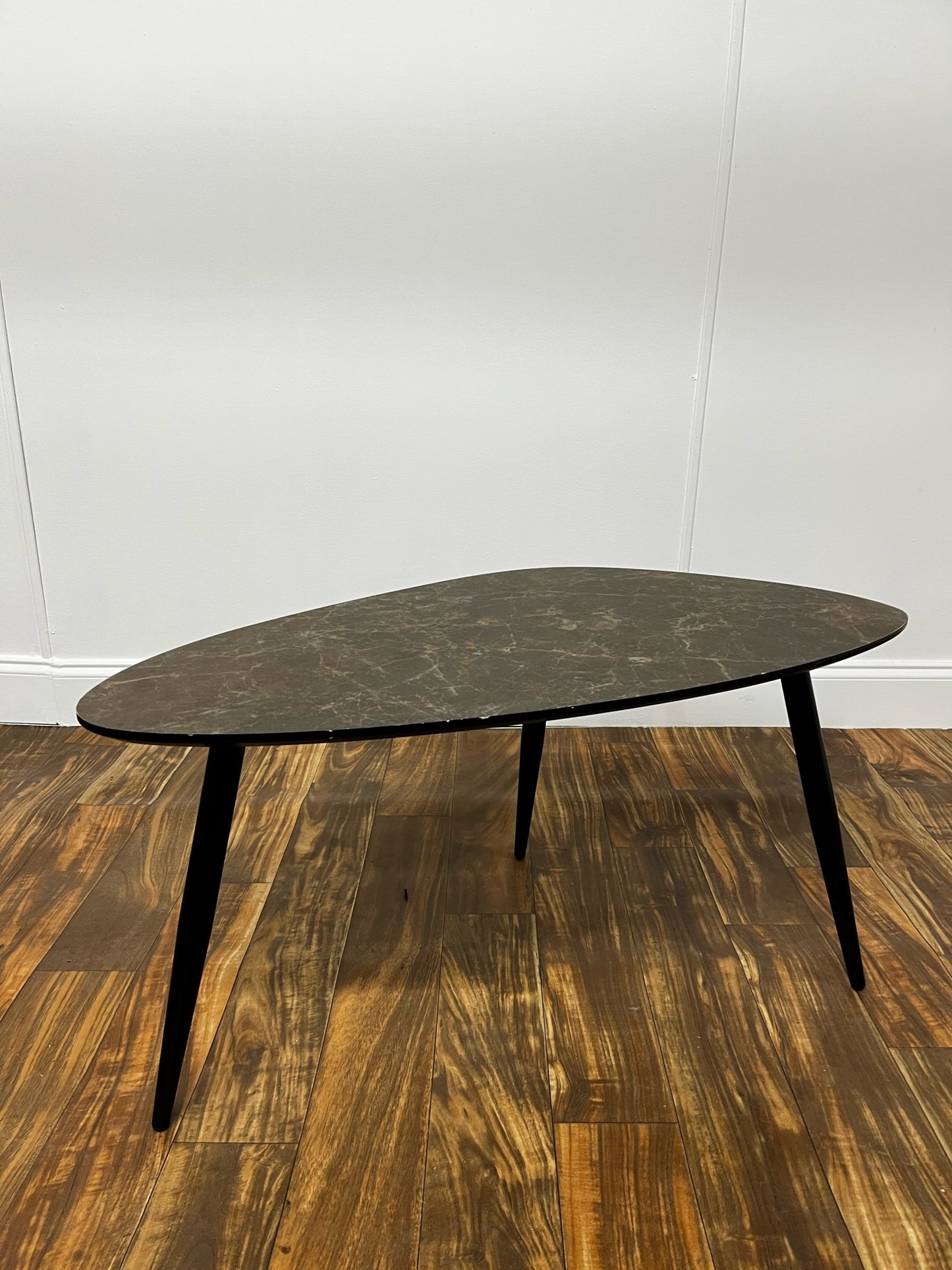 SMALL BEAN SHAPED COFFEE TABLE WITH FAUX MARBLE TOP