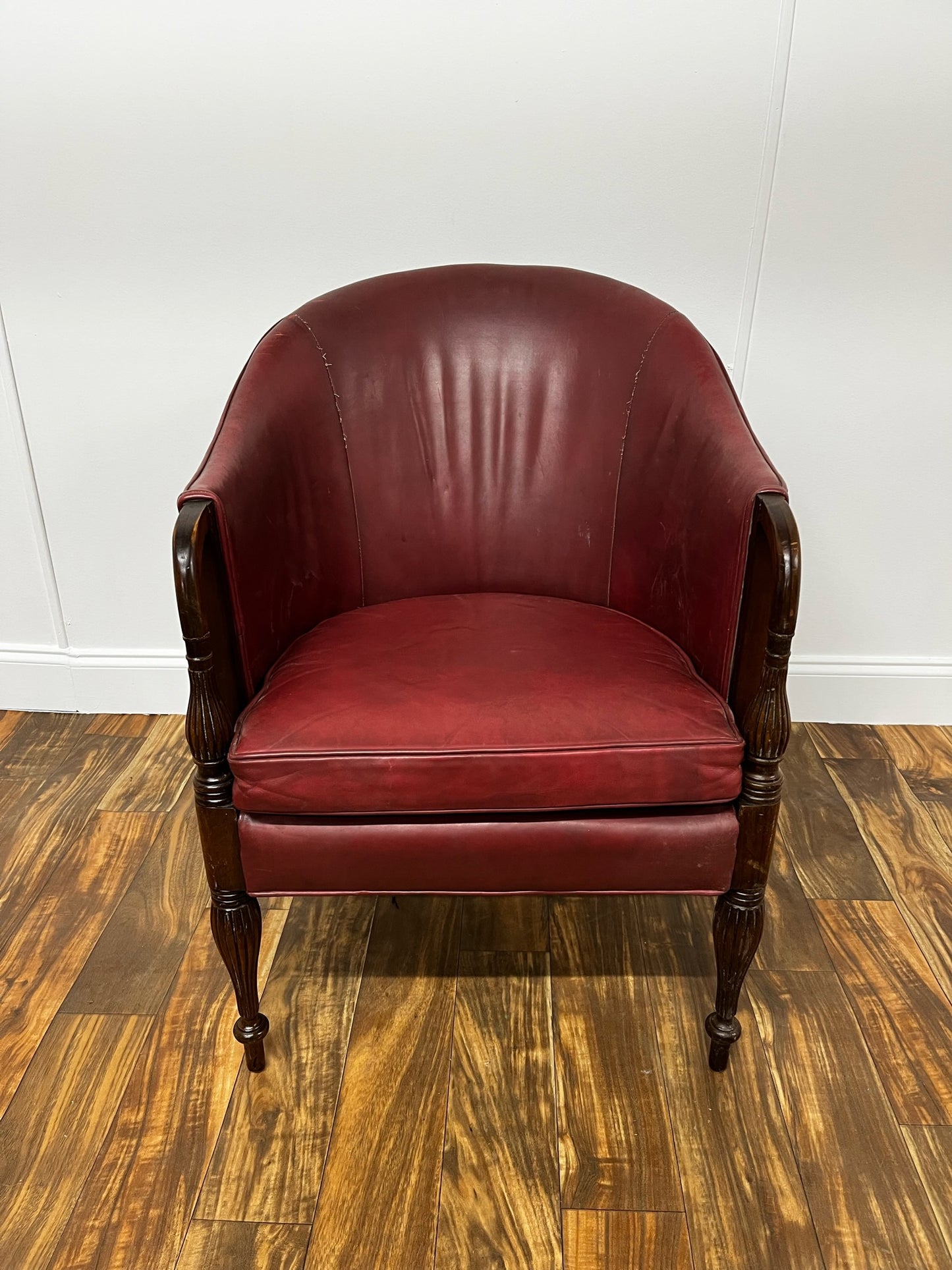 RED LEATHER ARM CHAIR