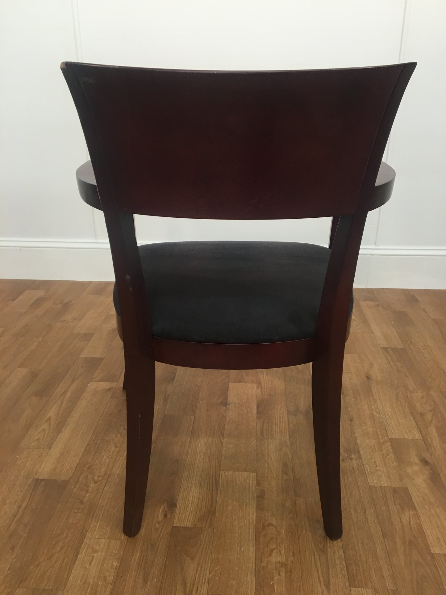 OPEN BACK MAHOGANY ARM CHAIR WITH BLACK CUSHION