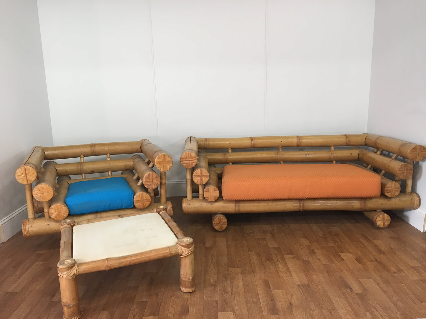 VINTAGE BAMBOO COUCH